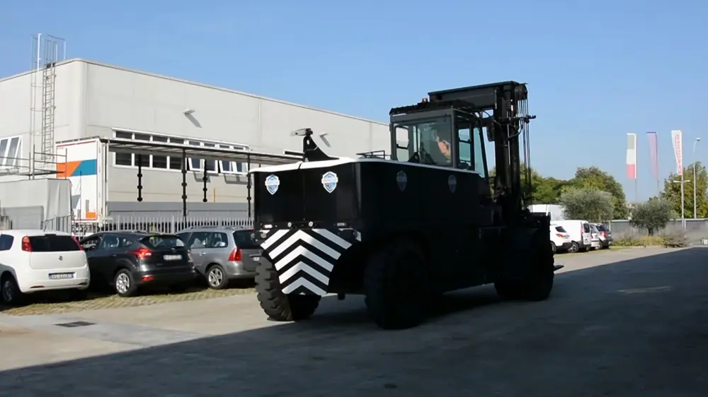 Raniero AC 250-12HV