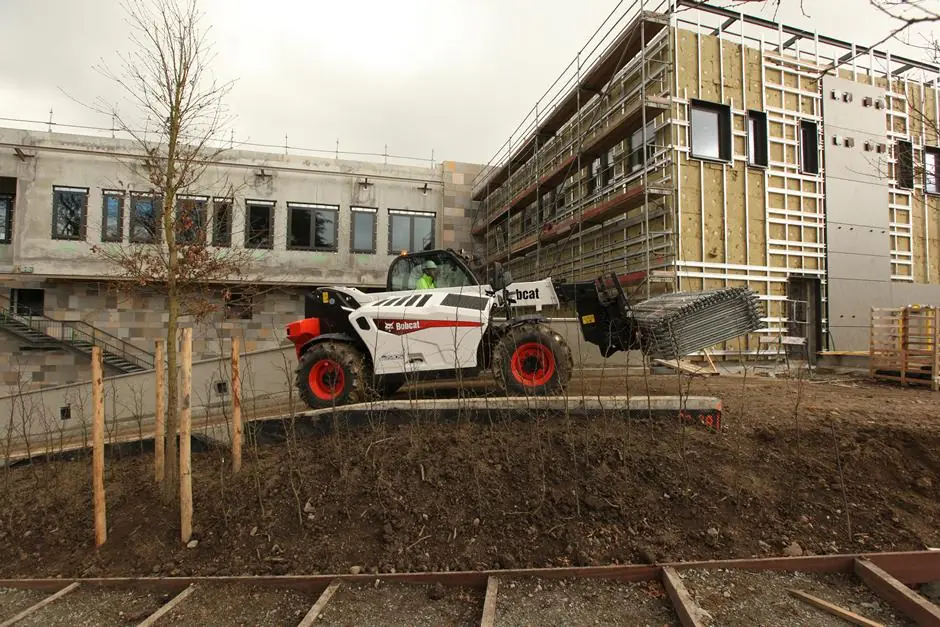 Bobcat T35.105L 75 IV