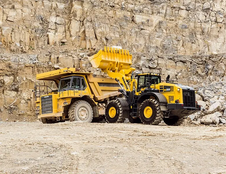 Komatsu WA500-8E0