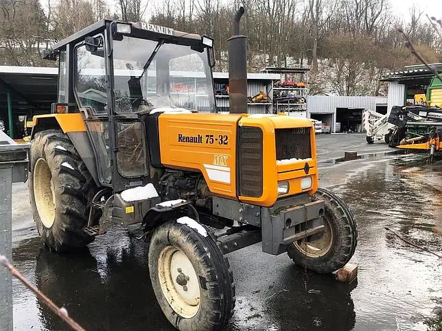 Renault 75-32 MX