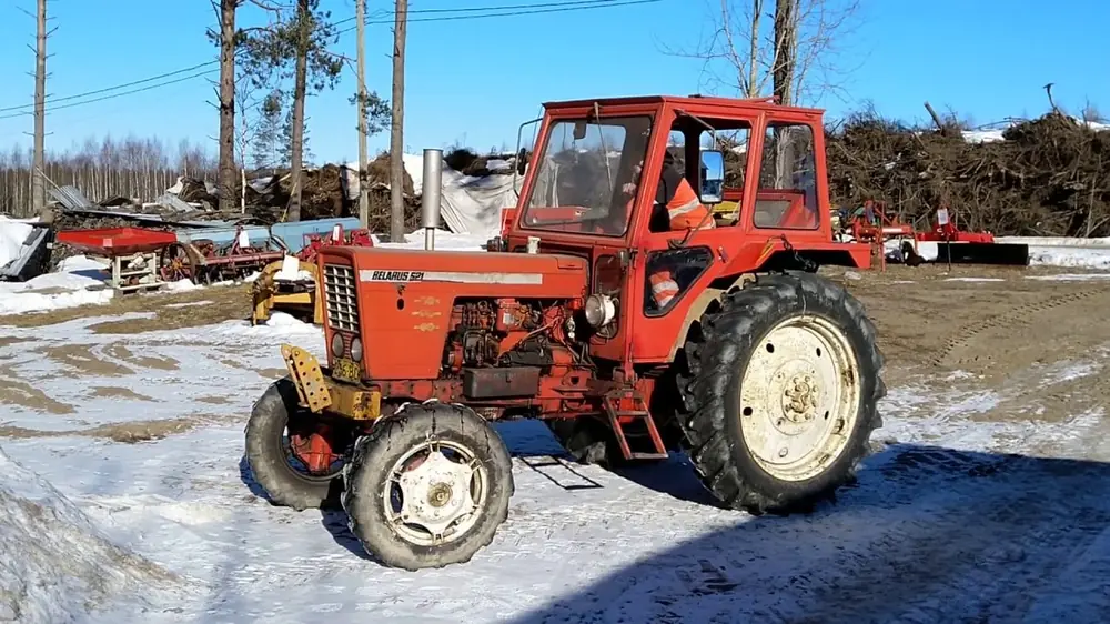 Belarus MTZ-521