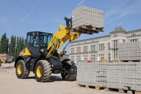 Komatsu WA100M-6 thumbnail 3