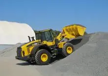 Bobcat Komatsu Wheel Loaders and Front End Loaders thumbnail 31