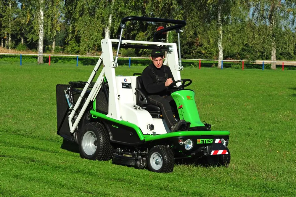 Etesia HYDRO 124DX thumbnail 4