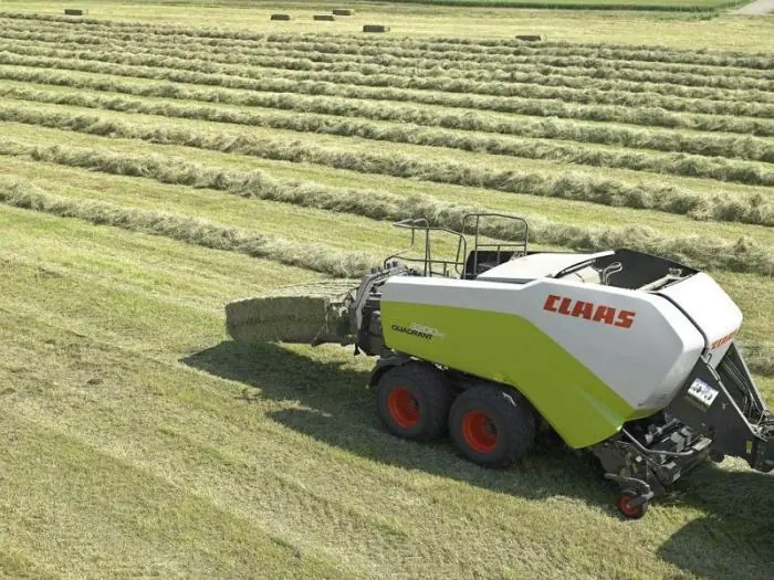 Claas Quadrant 3200 RC