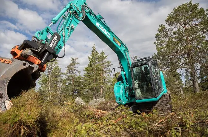 Kobelco SK 140 SRL 5 thumbnail 8