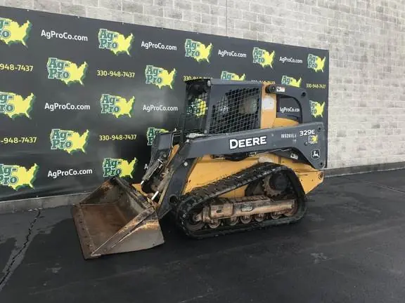 John Deere Construction 329E