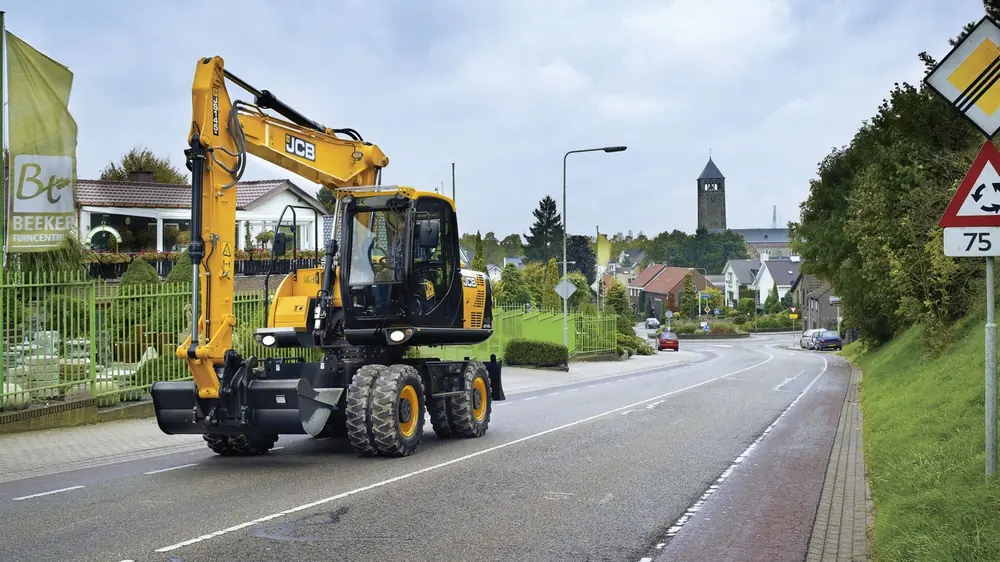 JCB JS145W