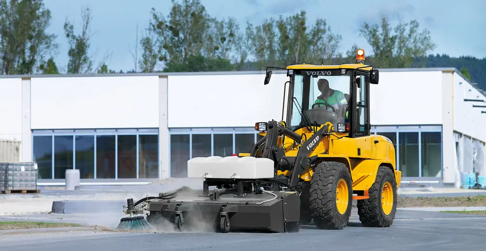 Volvo L30G thumbnail 4