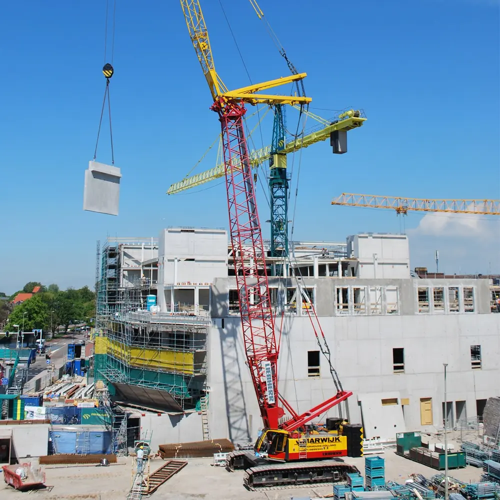 Liebherr LR 1130