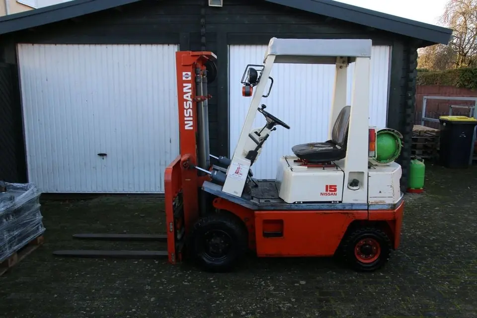 Nissan H 01 A 15 U