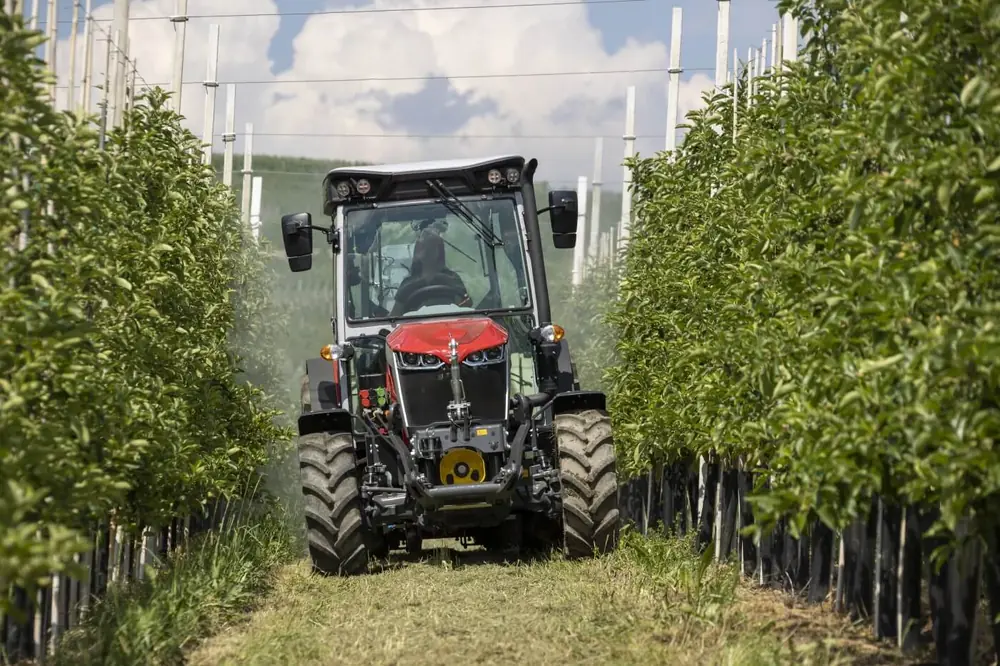 Massey Ferguson MF 3FR.105