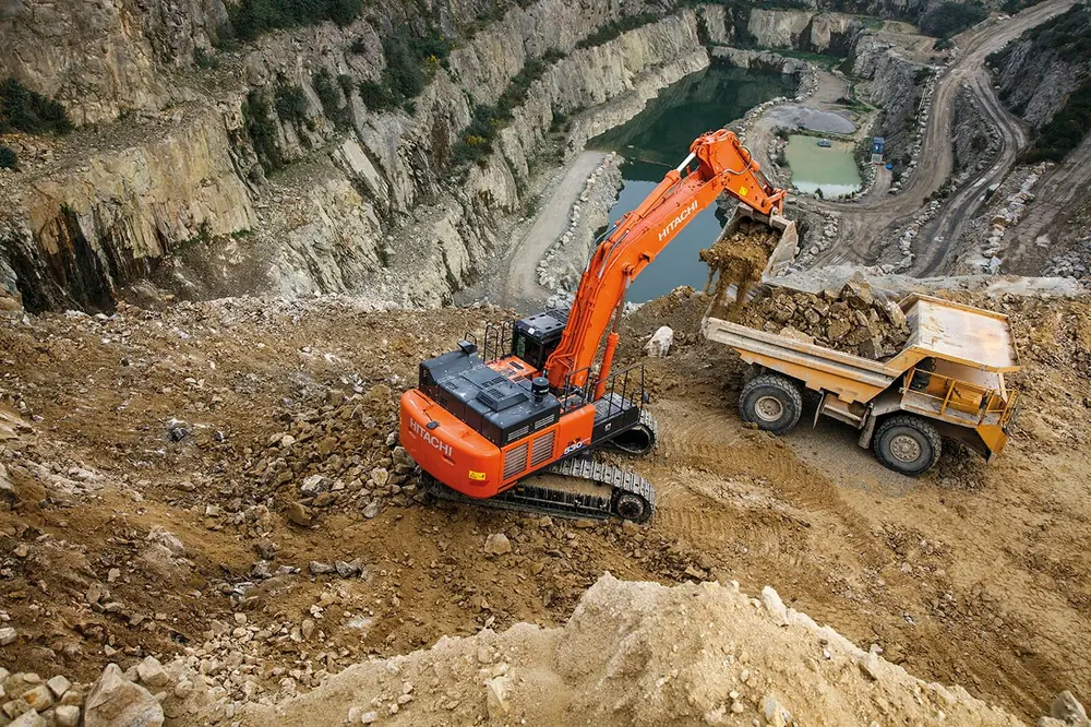 Hitachi ZX530LCH-6 thumbnail 3