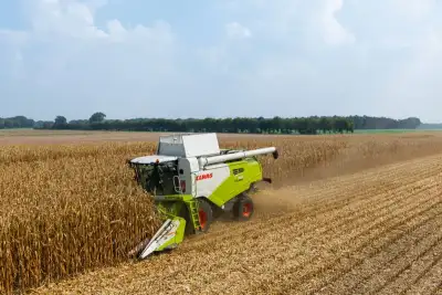 Claas Tucano 550 thumbnail 2