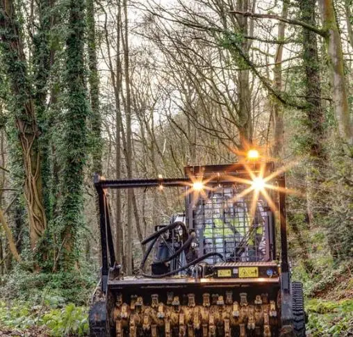 JCB 325T