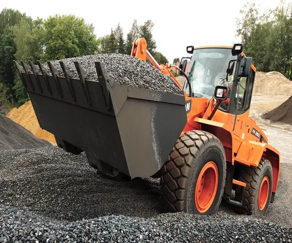 Doosan DL 250 thumbnail 2