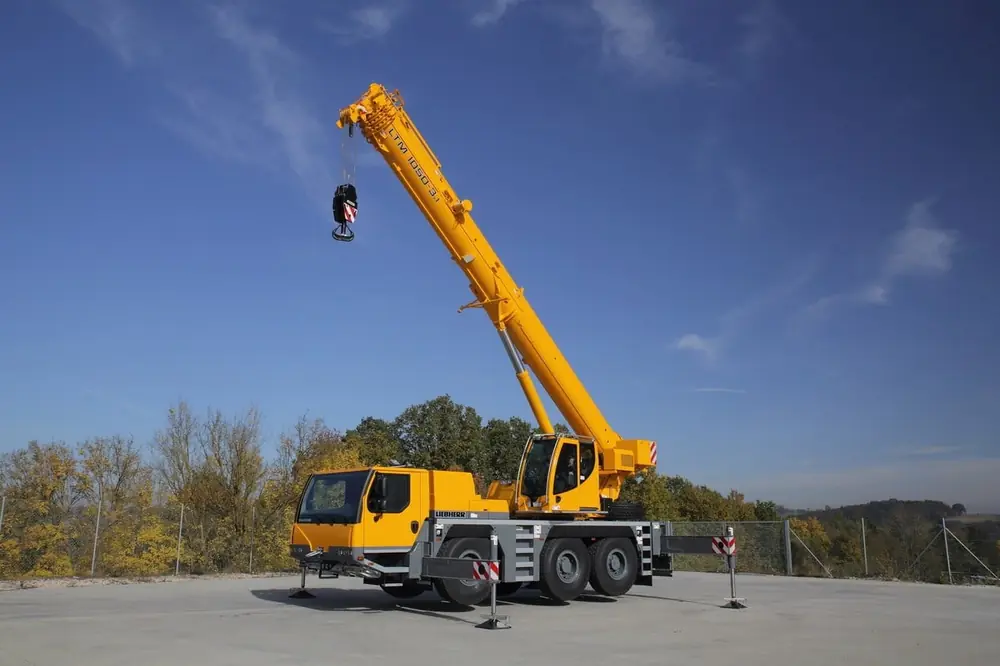 Liebherr LTM 1050-3.1 thumbnail 14