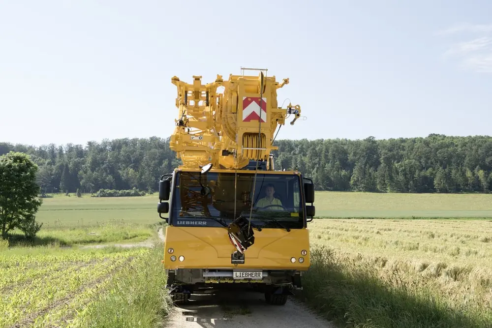 Liebherr LTM 1050-3.1 thumbnail 10
