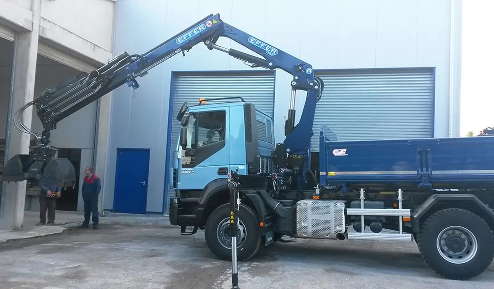 Effer 175.2 3S thumbnail 2