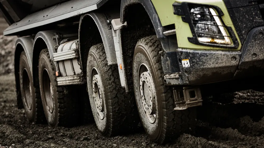 Volvo Trucks FMX11.330 4x2 Platform thumbnail 5
