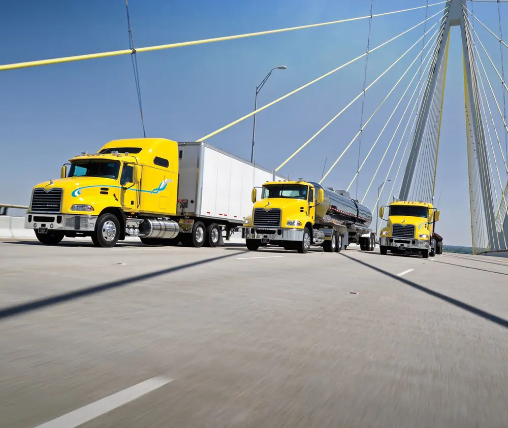 Mack PINNACLE CA68 Conventional CXU602 MP7 4x2 thumbnail 12