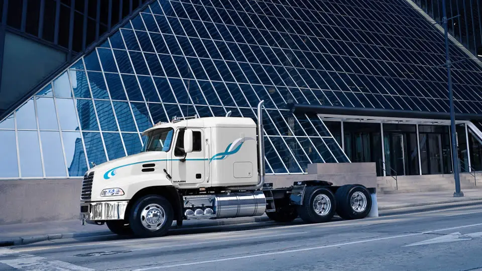 Mack PINNACLE CA68 Conventional CXU602 MP7 4x2 thumbnail 8