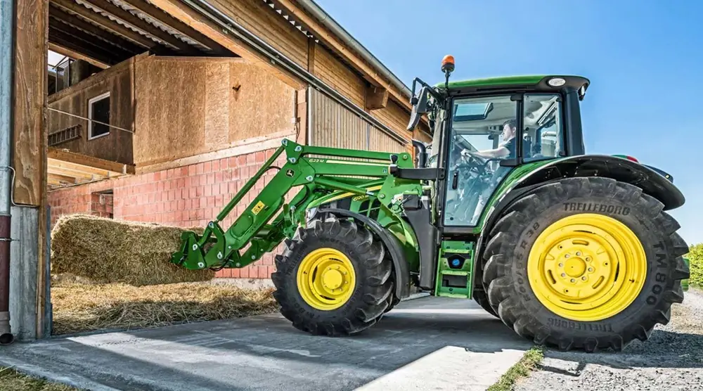 John Deere 623M