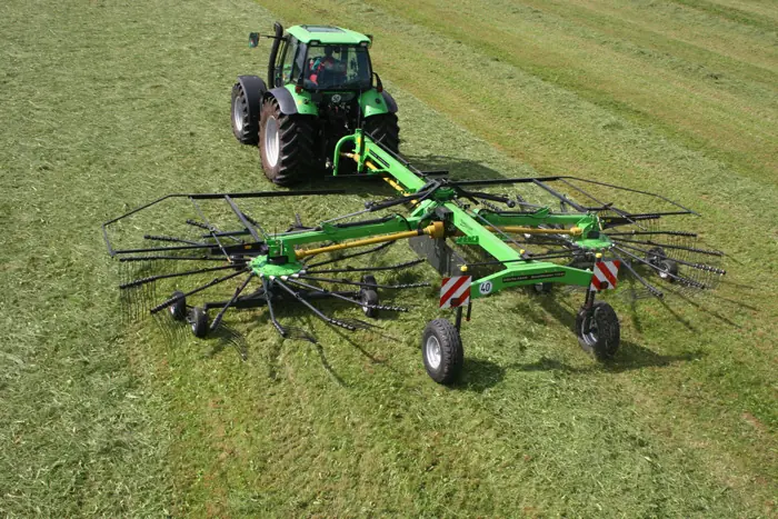 DEUTZ-FAHR SwM 13042 thumbnail 2