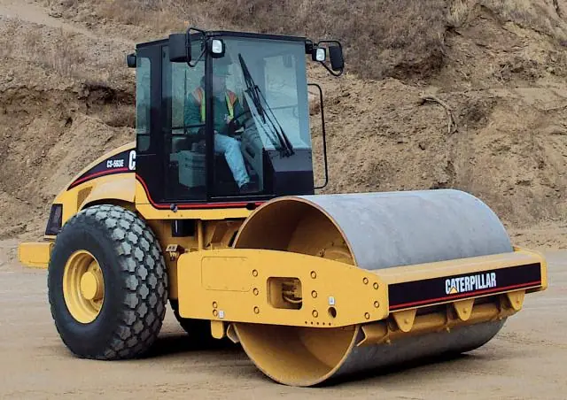 Caterpillar CP-563E