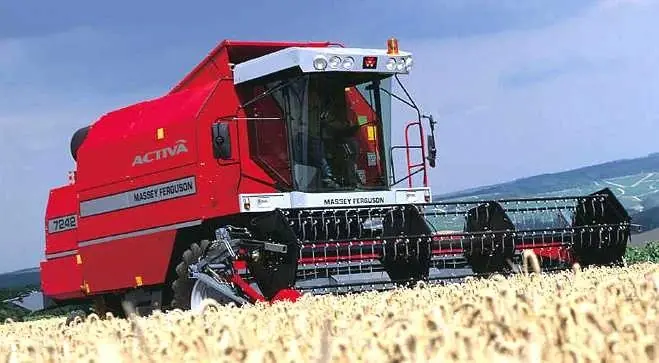 Massey Ferguson MF 7242