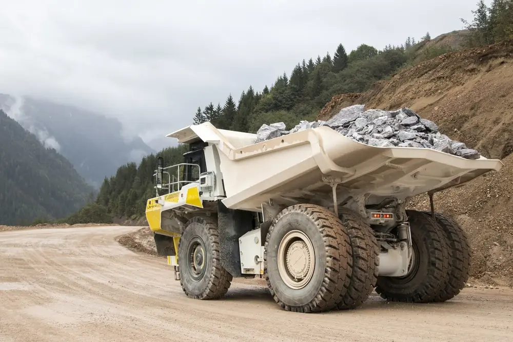 Liebherr T 236