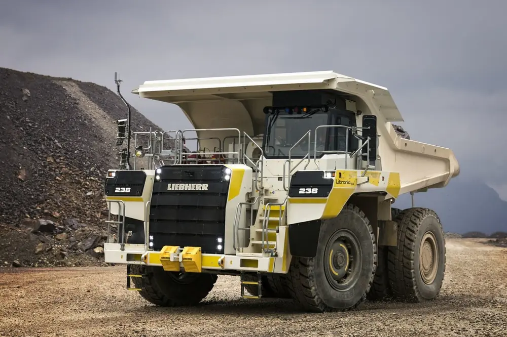 Liebherr T 236 thumbnail 2