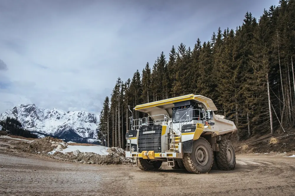Liebherr T 236 thumbnail 3