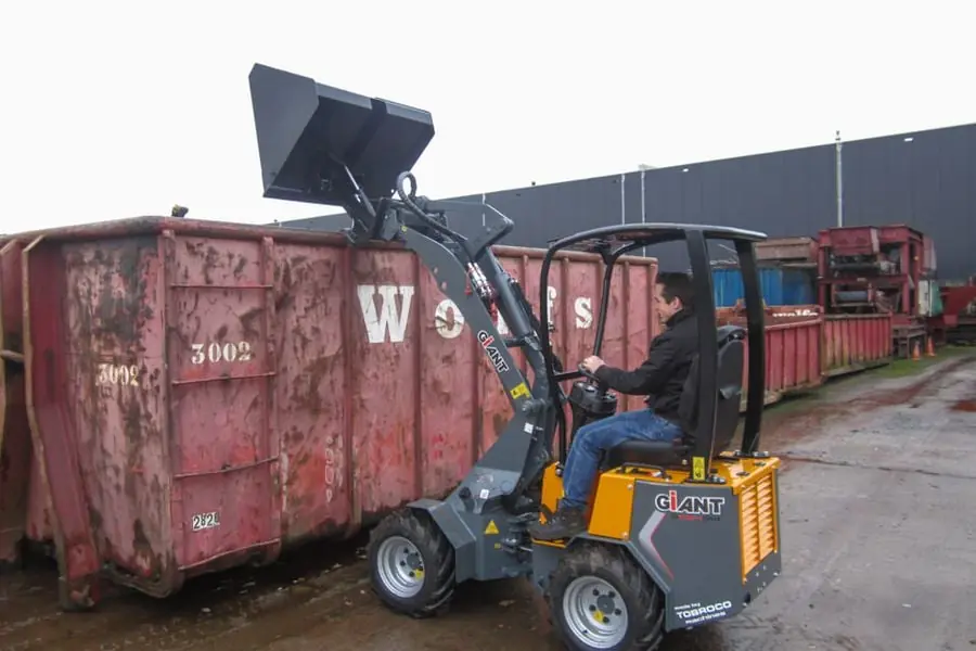 Giant D 254 SW