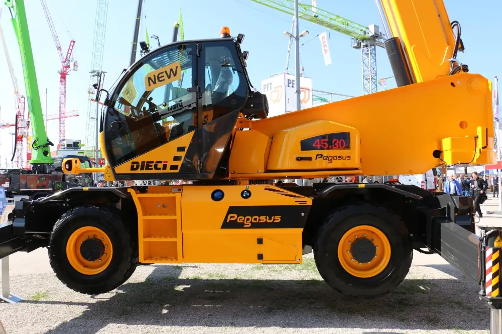 Dieci Pegasus 45.30 thumbnail 2
