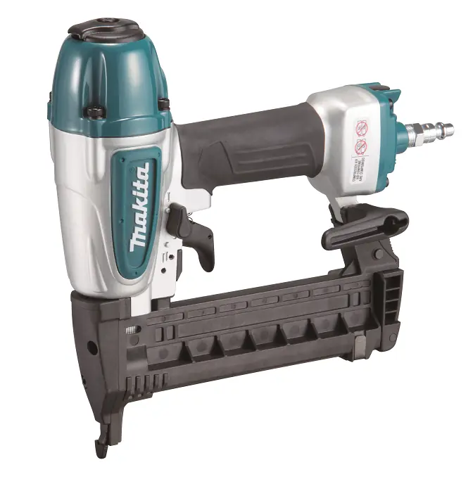 Makita AT638A