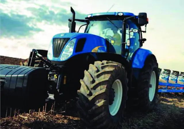 New Holland T 7030 (400)