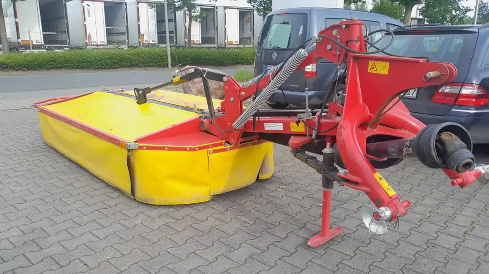 Fella KM 262