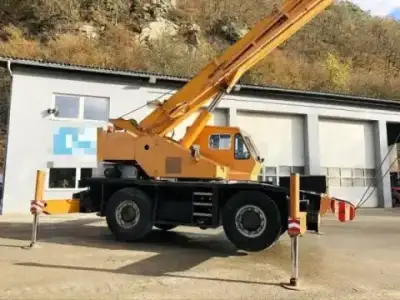 Kato KR 250 4x4