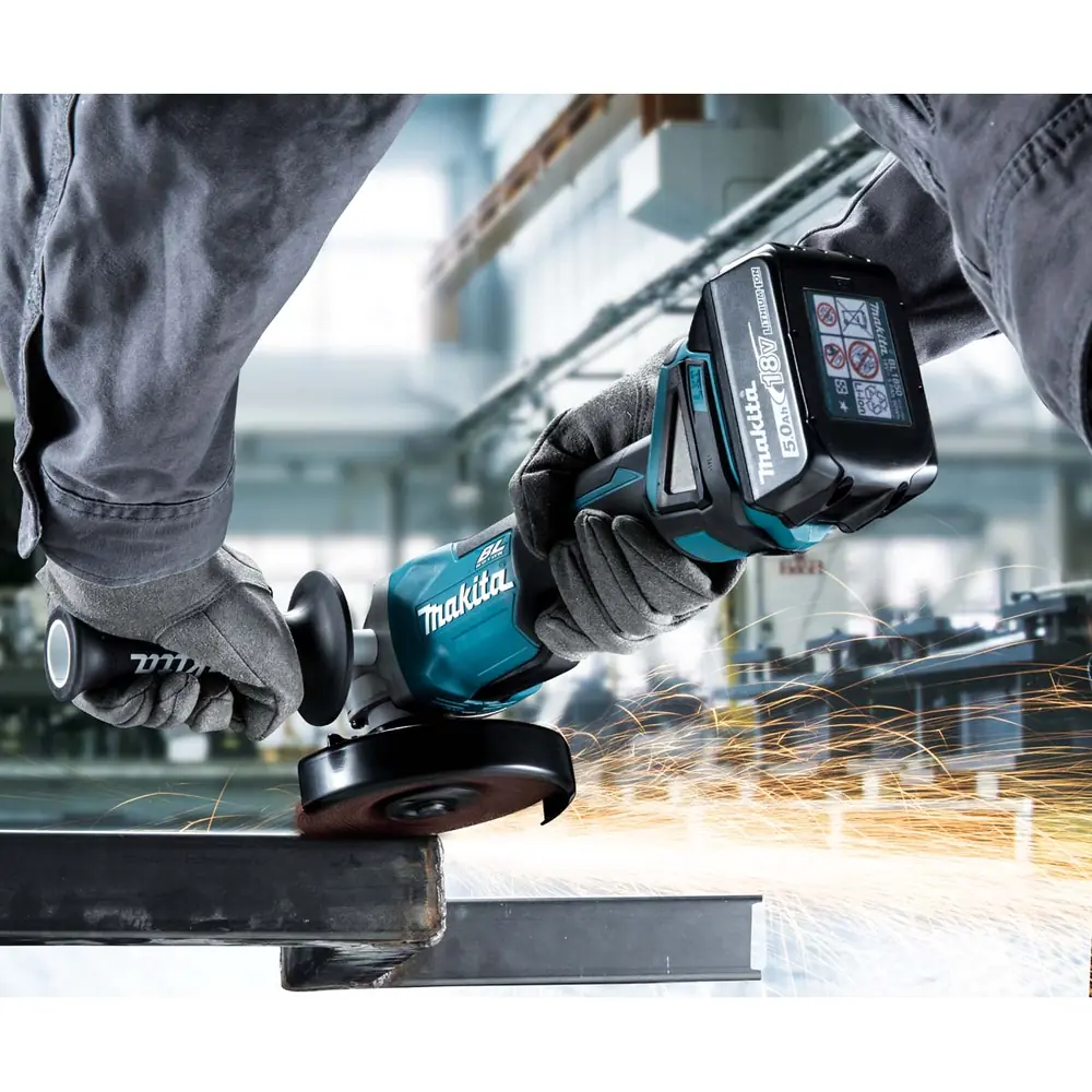 Makita DGA505