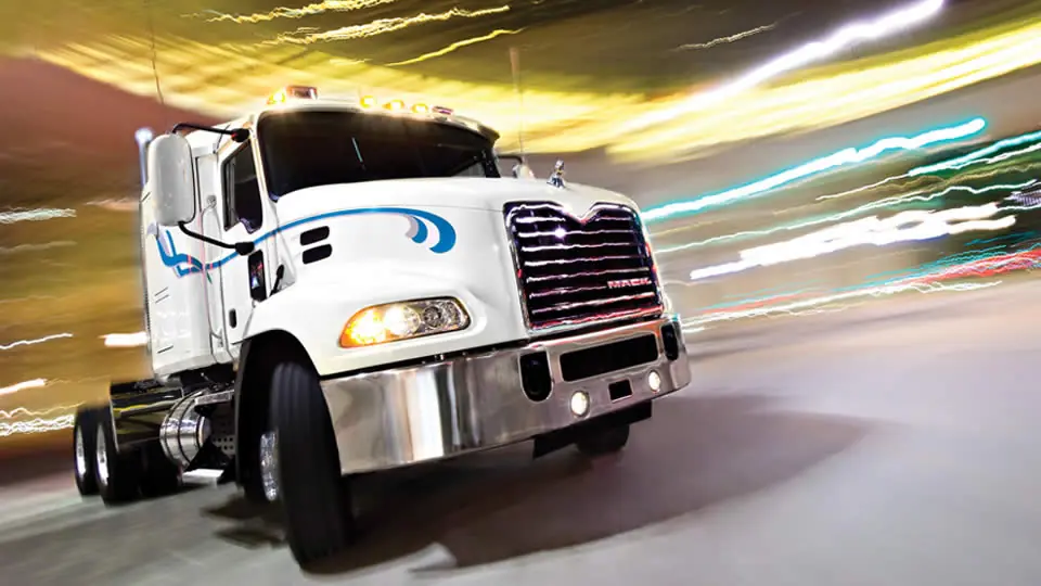 Mack PINNACLE CA68 Conventional CXU603 MP7 6x4 thumbnail 6
