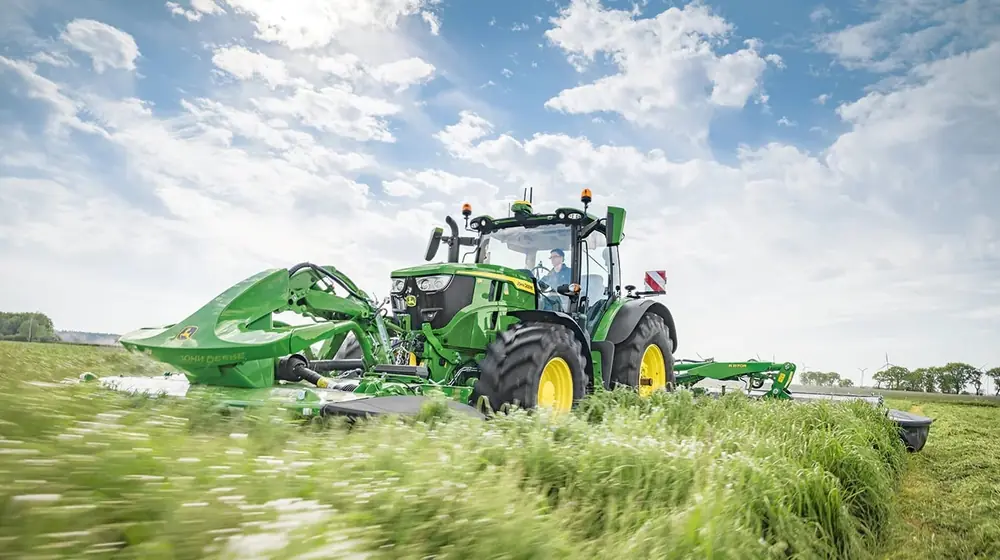 John Deere 6R 145