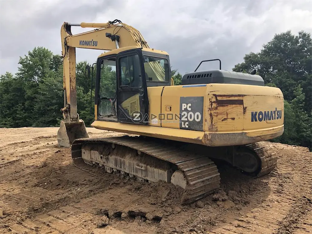Komatsu PC200LC-7
