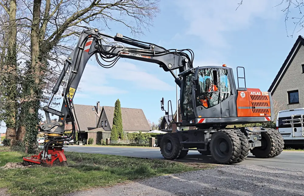 Atlas 165 W