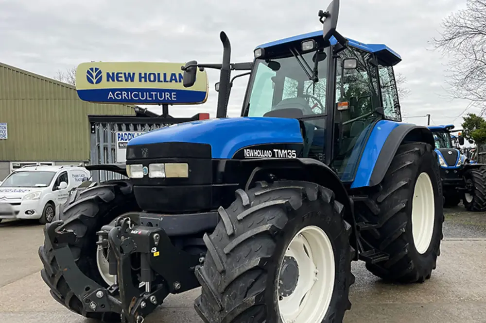New Holland TM 135 (380)