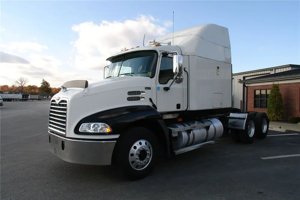 Mack VISION CA65 Conventional CXN603 AC-460P ASET 6x4 thumbnail 6