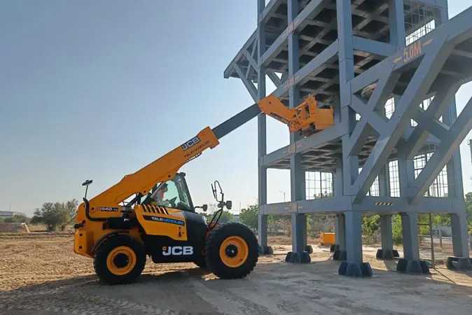 JCB 540-70 thumbnail 2
