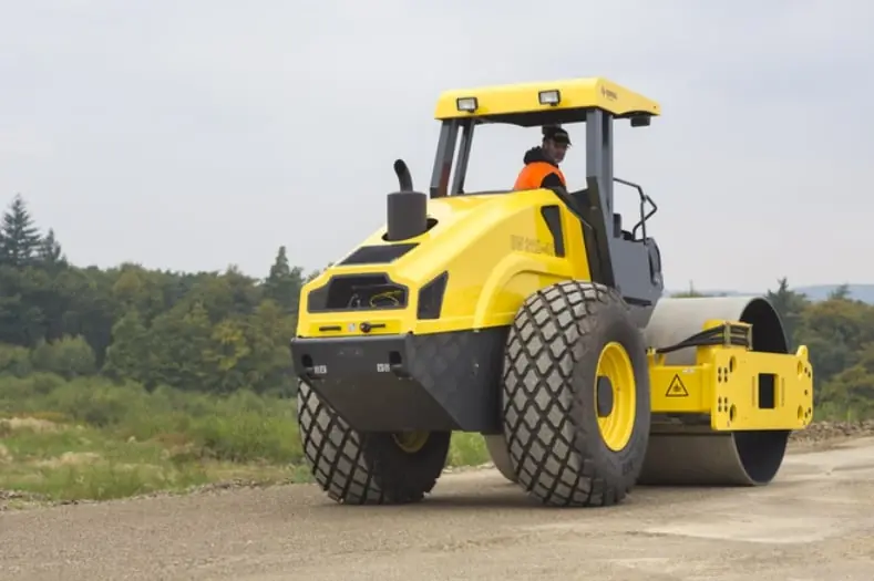 Bomag BW 211-40