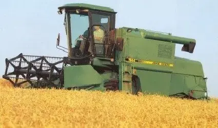 John Deere 1158