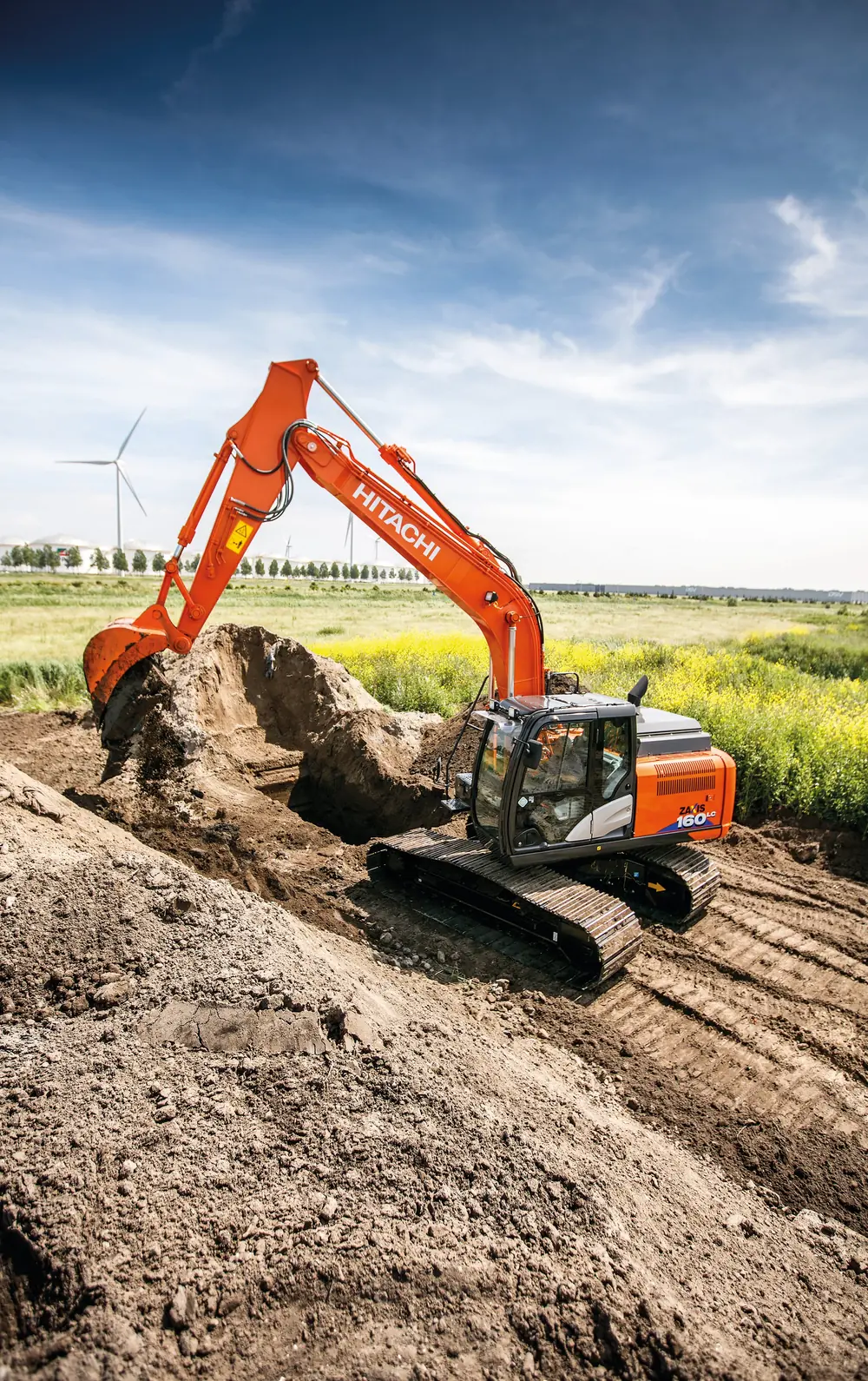 Hitachi ZX160LC-6 thumbnail 3